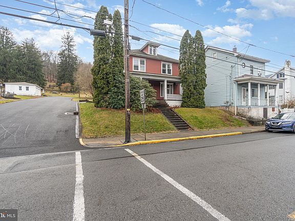 2nd image of 770 Main St