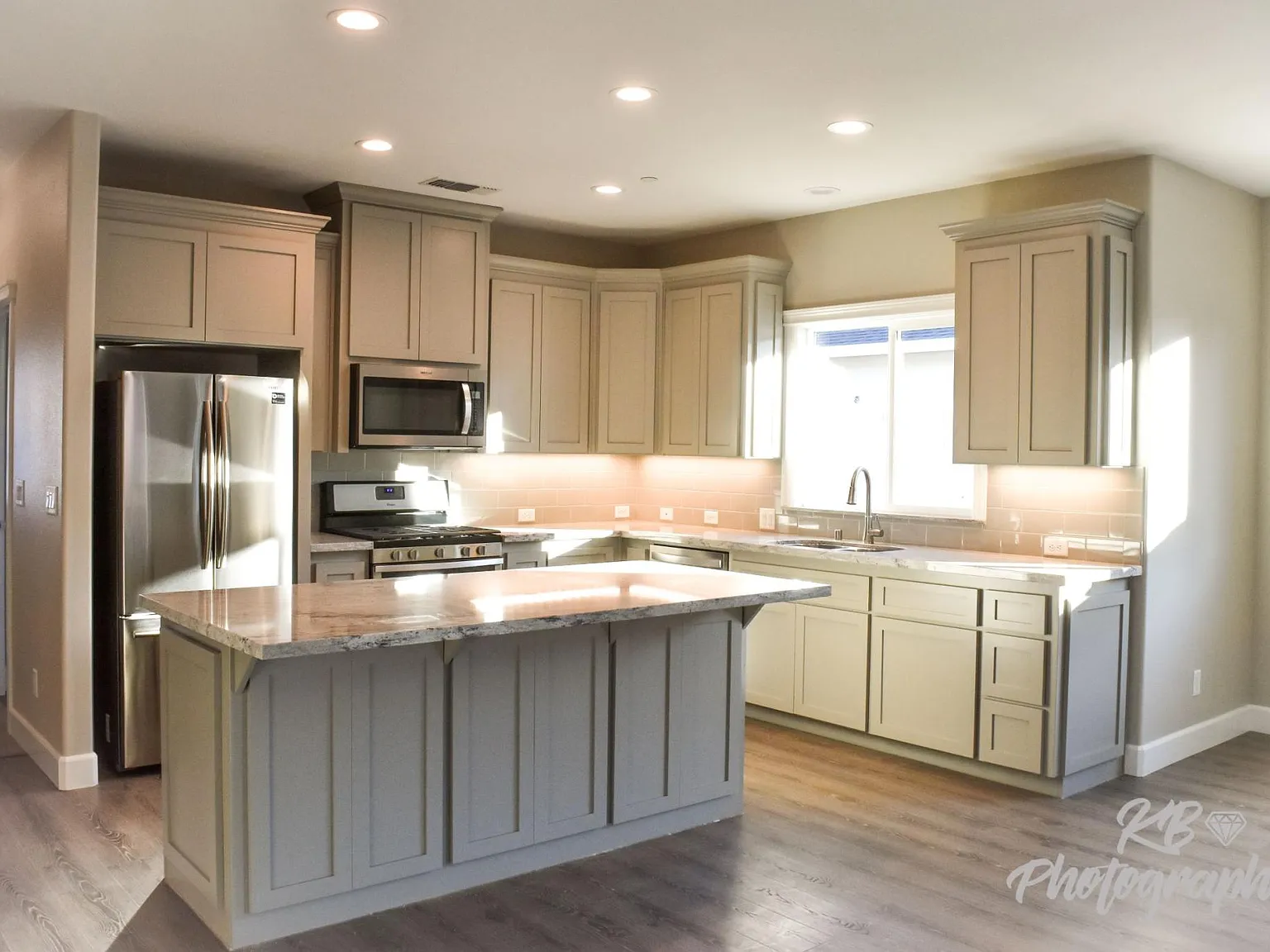 4 bed, 1740 sqft, $2,750 — Photo 2