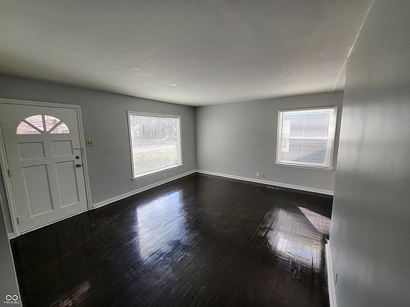 2nd image of 1714 N Euclid Ave