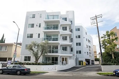 Building Photo - 415 S Le Doux Rd