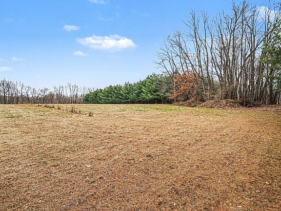 5th image of 1 1/2 Mile Rd