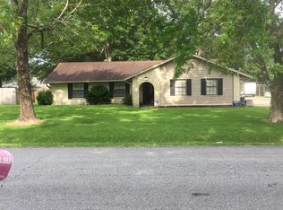 6511 Meadow Ridge Ln, Lake Charles, LA 70605
