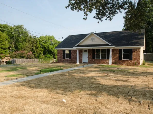 12 E Emory Rd, Memphis, TN 38109