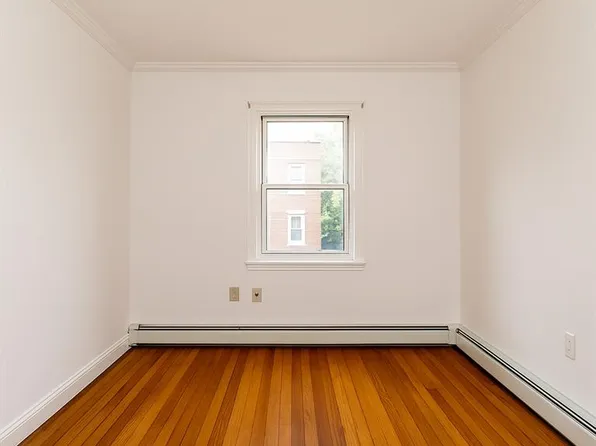 2 Roosevelt Court image 16 of 22