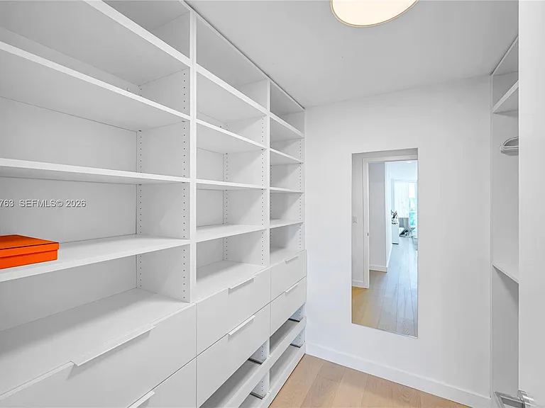 9201 E Bay Harbor Dr #Penthouse 809 — Photo 13