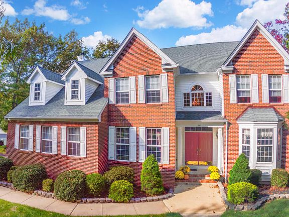 5th image of 241 Medjay Ln