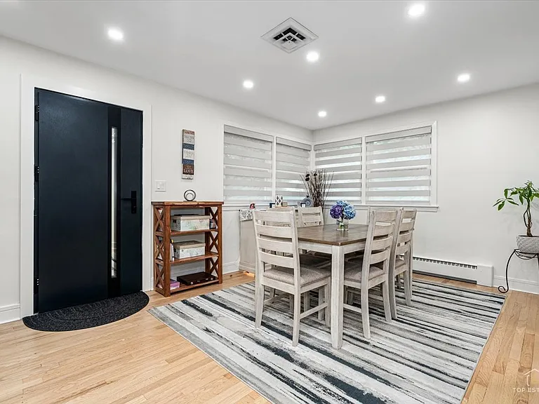 3521 Forest Ave — Photo 12