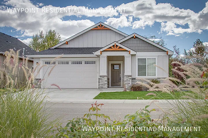 Charming Carlton Bay Retreat | Thoughtful Design, Private Suites & Greenbelt Access — Photo 1