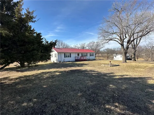 6702 SE Us Highway 69, Lawson, MO 64062