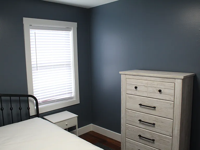 128 S Clark St — Photo 20