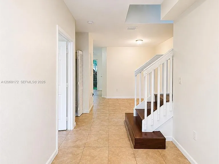 2528 SE 14th Ave #296 — Photo 7