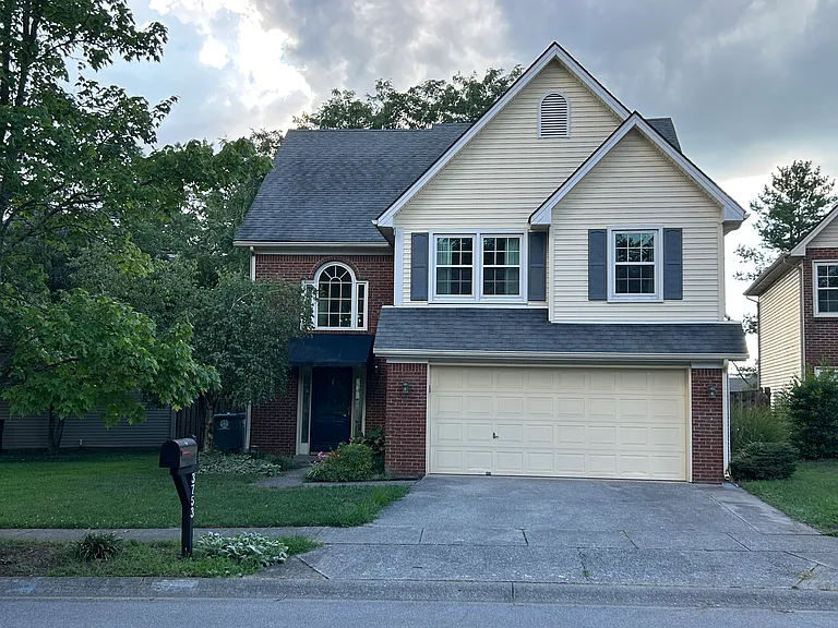 3753 White Pine Dr — Photo 2