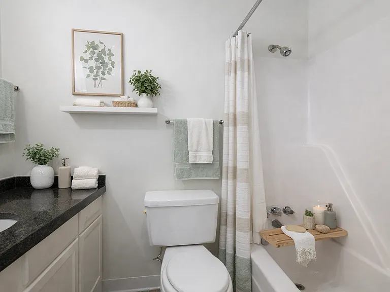 North Arch Village Apartments — Photo 10
