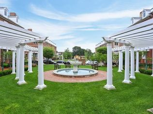 8 Bellcourt Place, Livingston, NJ
