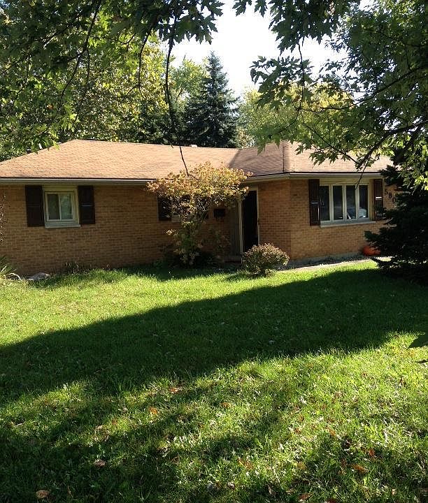 1st image of 5908 Woodmore Dr