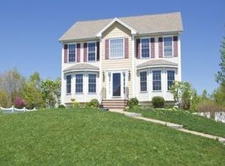 7 Susannahs Xing, Dover, NH 03820