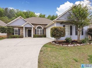 112 Cove Ln, Pelham, AL 35124