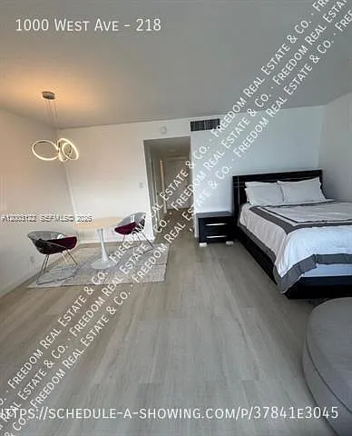 1000 West Ave #218 — Photo 1