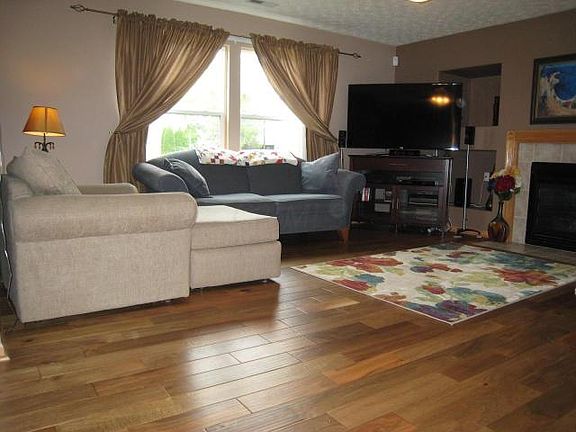 2nd image of 5824 Trailwater Ln