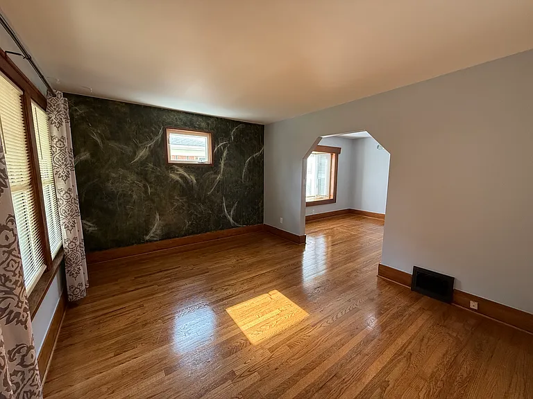 8369 Harding Ave — Photo 9