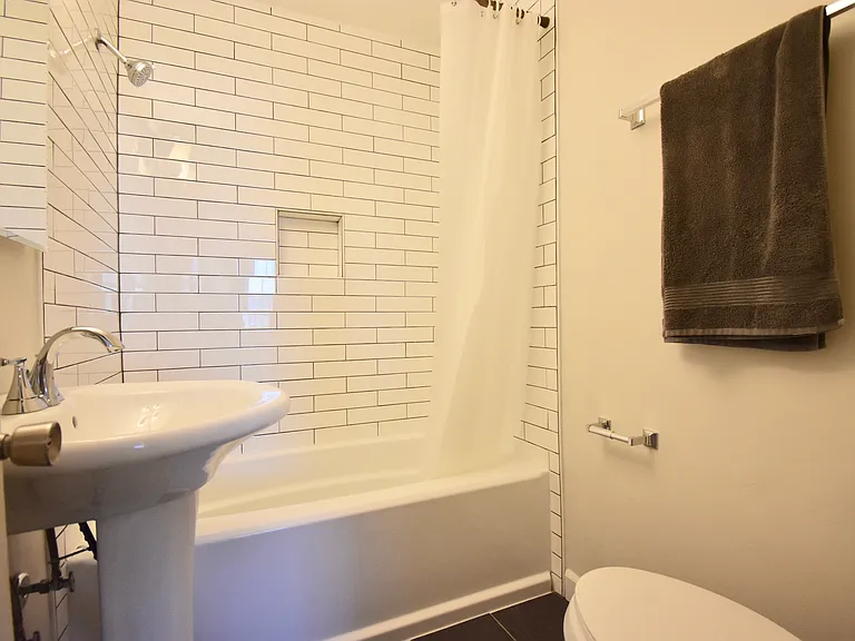 2430 Windbreak Dr — Photo 10