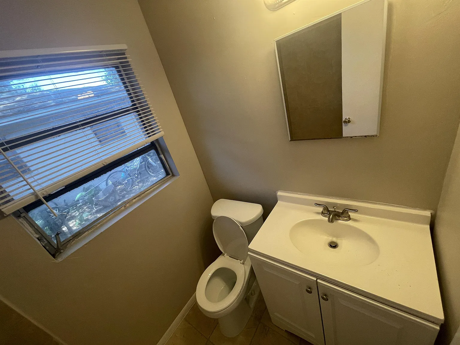 1731 Overbrook Avenue - 1 — Photo 2