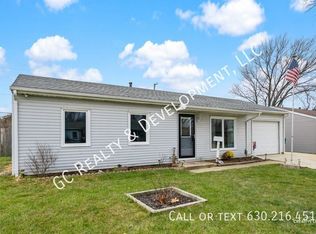 624 Belmont Dr, Romeoville, IL 60446