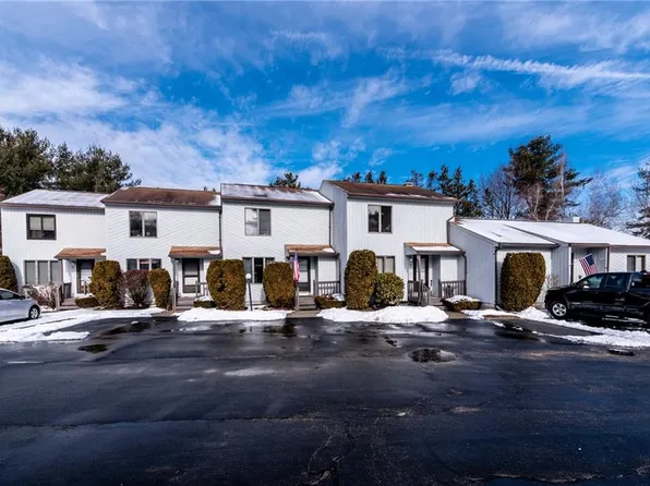 78 Kristee Cir Unit 78, West Warwick, RI 02893