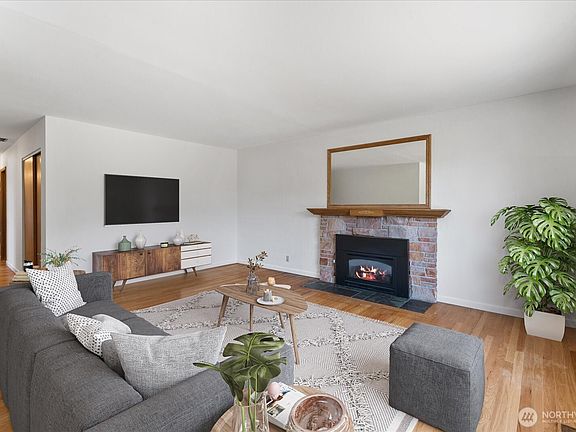 5th image of 1016 S 203rd Street