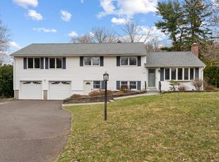 890 E Center St, Wallingford, CT 06492