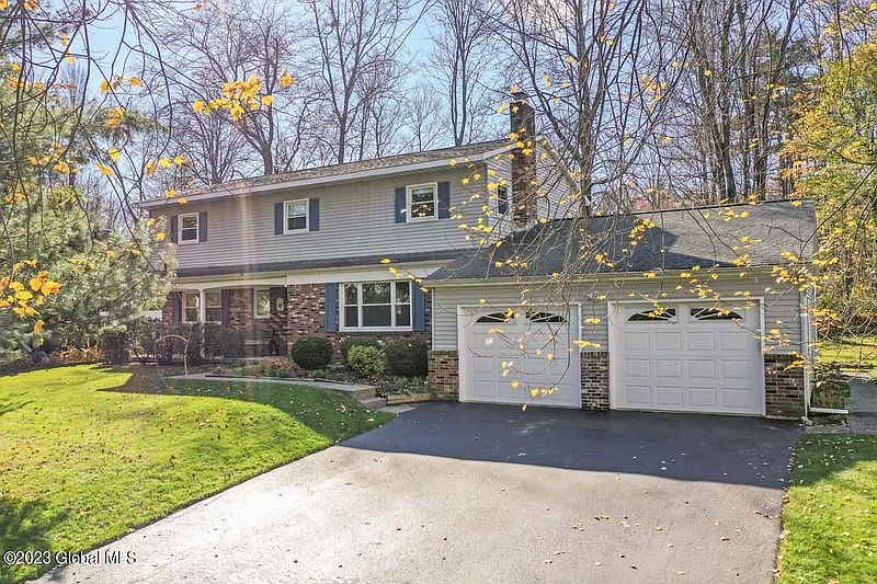 2nd image of 68 Apple Tree Lane
