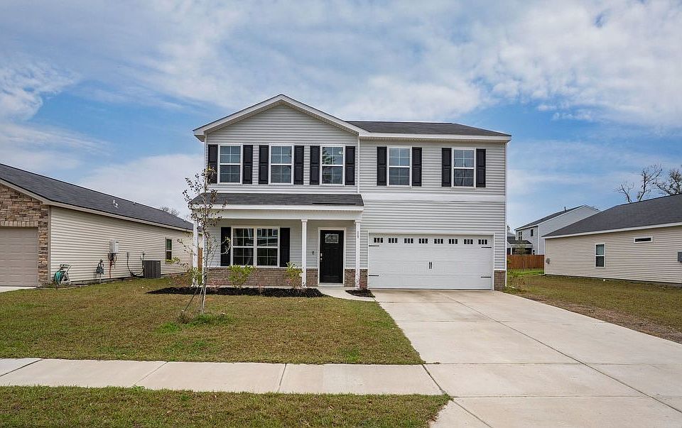 1st image of 19 Great Bend Dr