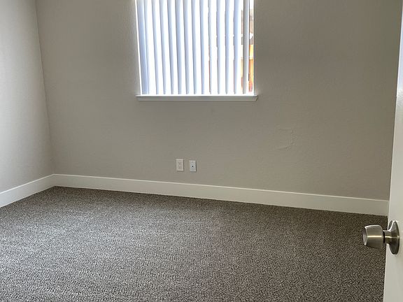 5th image of 581 W Lincoln Ave APT 101