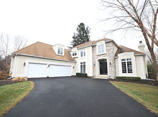 295 Lexington Ct, Schaumburg, IL