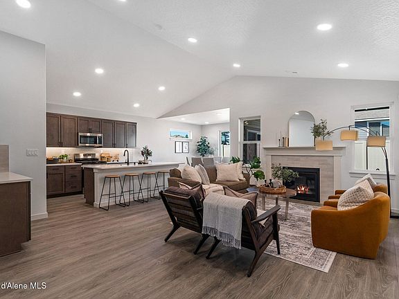 3rd image of 11952 Woolridge Way