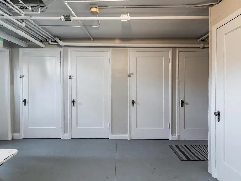 931 N Emerson St #9 — Photo 20