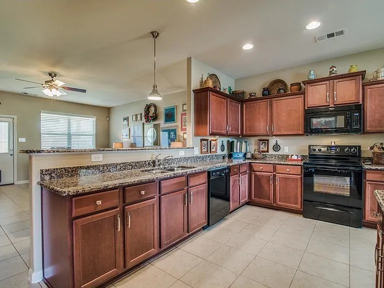 1805 Sweet Gum Dr — Photo 11