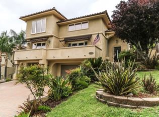 30582 Emperor Dr, Canyon Lake, CA 92587