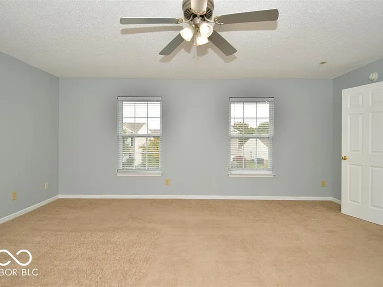15208 Radiance Dr — Photo 45