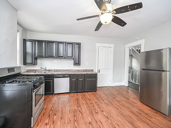 2nd image of 619 Straight St