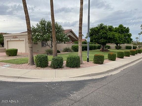 3rd image of 13302 W JADESTONE Drive