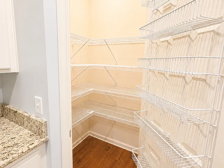 105 Belhaven Dr — Photo 6