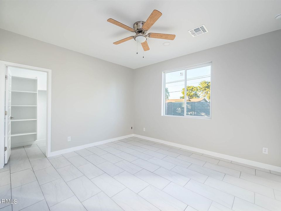 1st image of 122 6th Ave E Lot 3