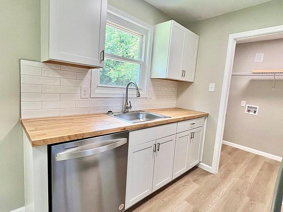 4th image of 4506 Rink Dam Rd