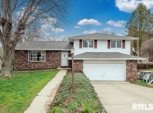 9511 W Whittingham Point, Mapleton, IL 61547