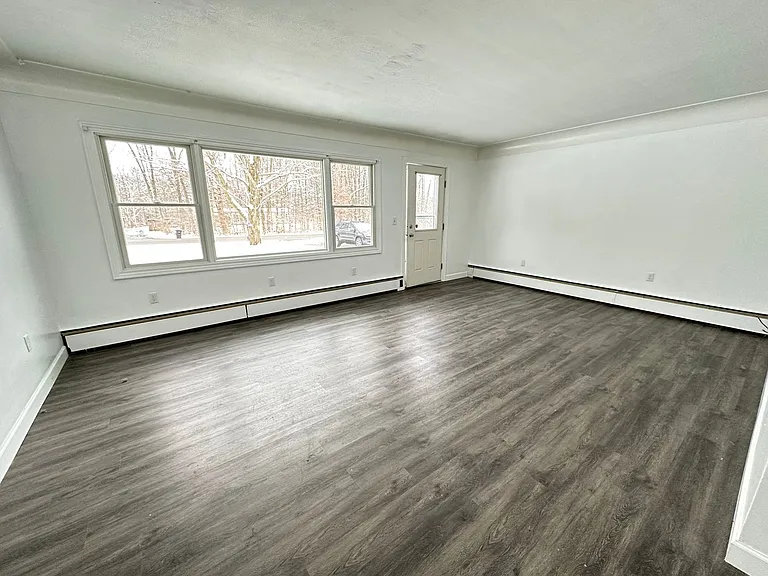 4950 Slayton Rd — Photo 3