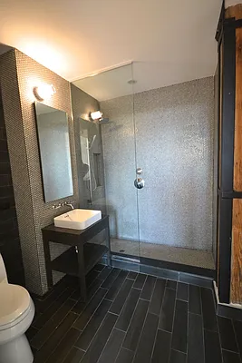 Rented by Bold New York | media 146