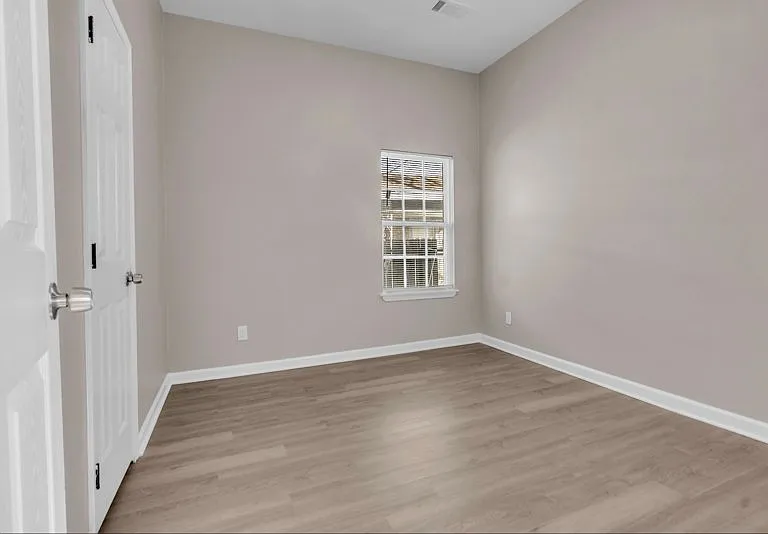 857 Pope St — Photo 11