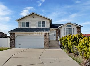 498 W 500 N, Clearfield, UT 84015