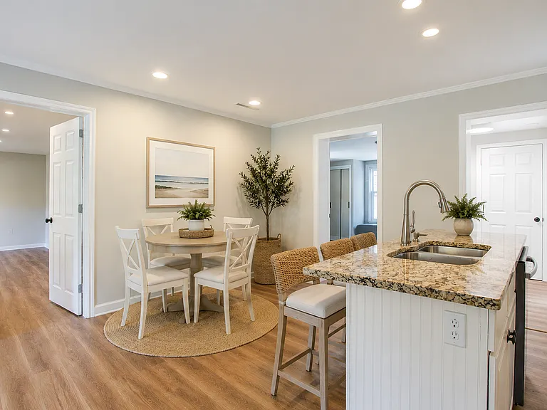 1236 Parkwood Estates Dr — Photo 9